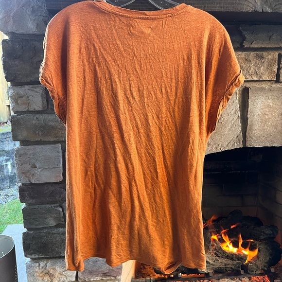 Two 100 % Linen Muscle Tee Wrap Front lot - Picture 4 of 7